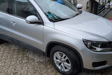 VW Tiguan 81.826 km 10.490 &euro; Borchen 33178