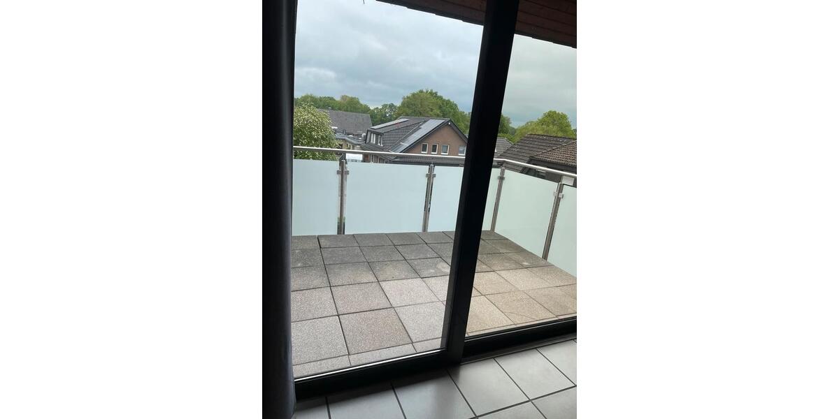Dachgeschoßwohnung Verl - 2 Zimmer, 80 m&sup2;, 680&euro; | Angebot:26665448