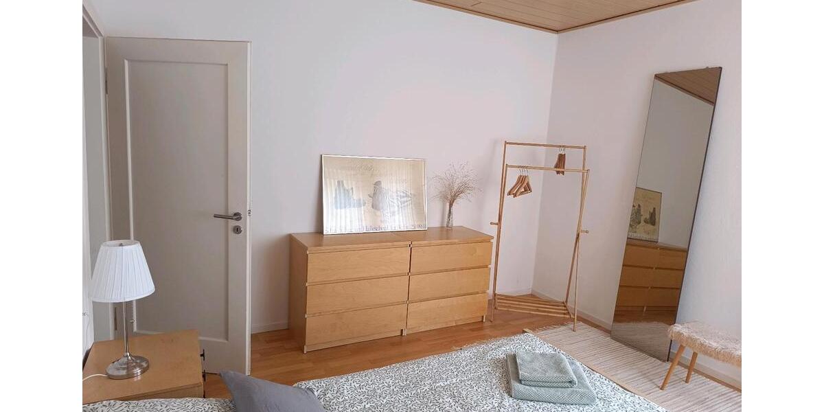Etagenwohnung Bad Lippspringe - 4 Zimmer, 85 m&sup2;, 65&euro; | Angebot:26612611
