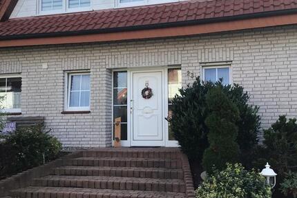 Haus Büren - 5 Zimmer, 230 m&sup2;, 510.000&euro; | Angebot:27534081