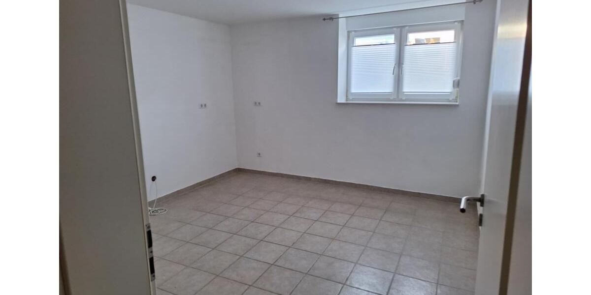 Etagenwohnung Paderborn Neuenbeken - 2 Zimmer, 60 m&sup2;, 420&euro; | Angebot:25402741