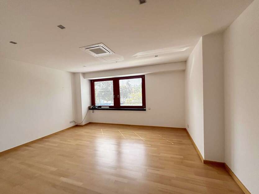Büro in Lippstadt 660 € 60 m² zimmer