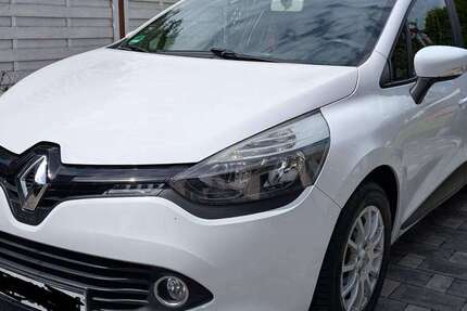 Renault Clio 54.000 km 6.500 &euro; Schlangen 33189