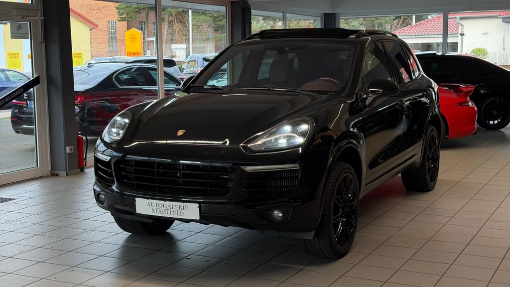 Porsche Cayenne 189.000 km 34.499 &euro; Schloß Holte Stukenbrock 33758