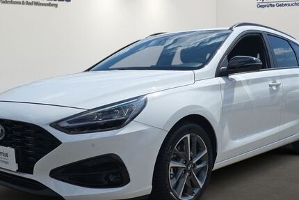 Hyundai i30 11.900 km 21.990 &euro; Paderborn 33106