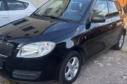 Skoda Fabia 148.000 km 1.599 &euro; Paderborn 33104