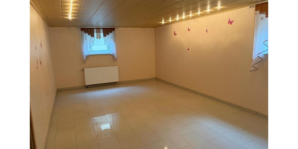 Einfamilienhaus Steinheim - 5 Zimmer, 100 m&sup2;, 300.000&euro; | Angebot:26709537