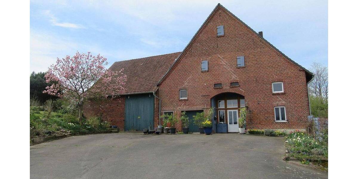 Mehrfamilienhaus, Wohnhaus Horn-Bad Meinberg Belle - 6 Zimmer, 232 m&sup2;, 195.000&euro; | Angebot:26724850