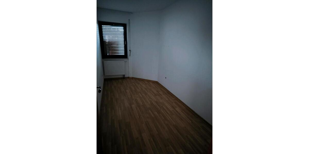 Etagenwohnung Bad Lippspringe - 3 Zimmer, 70 m&sup2;, 635&euro; | Angebot:27604018