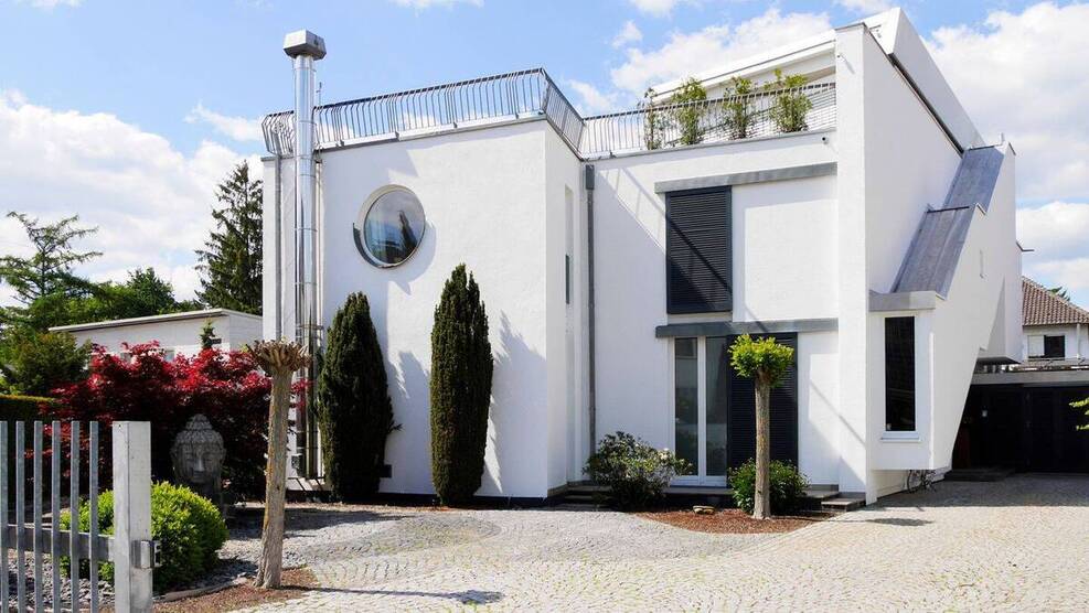 Exklusives Villenanwesen an den Fischteichen 8 zimmer