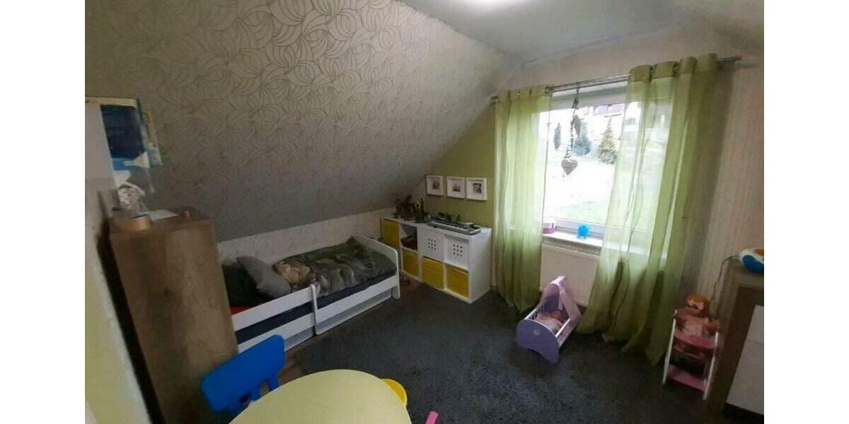 Doppelhaushälfte Marsberg - 3 Zimmer, 110 m&sup2;, 1.200&euro; | Angebot:25106802