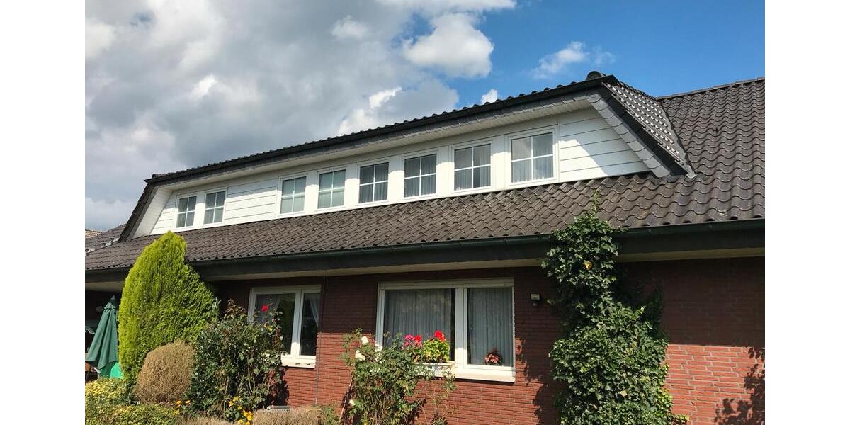 Dachgeschoßwohnung Verl - 3.5 Zimmer, 139 m&sup2;, 1.150&euro; | Angebot:25406228