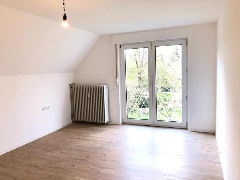 Schöne 1-Zimmer-Wohnung mit moderner Küche und frz. Balkon