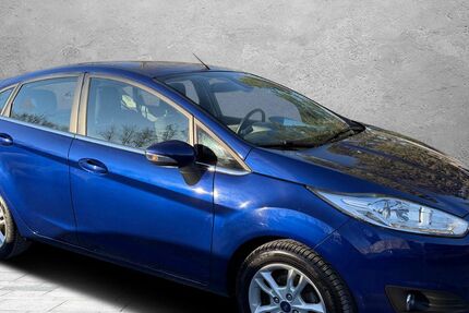 Ford Fiesta 84.000 km 6.777 &euro; Detmold 32758