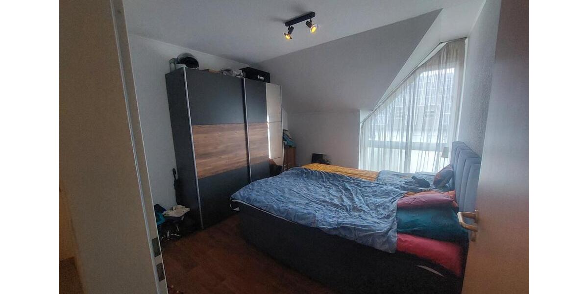 Dachgeschoßwohnung Brakel - 2 Zimmer, 42 m&sup2;, 195&euro; | Angebot:26648380