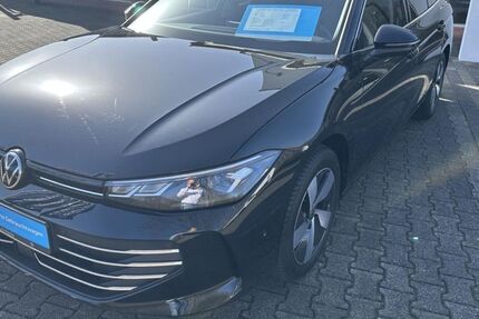 VW Passat Variant 24.849 km 30.999 &euro; Büren 33142