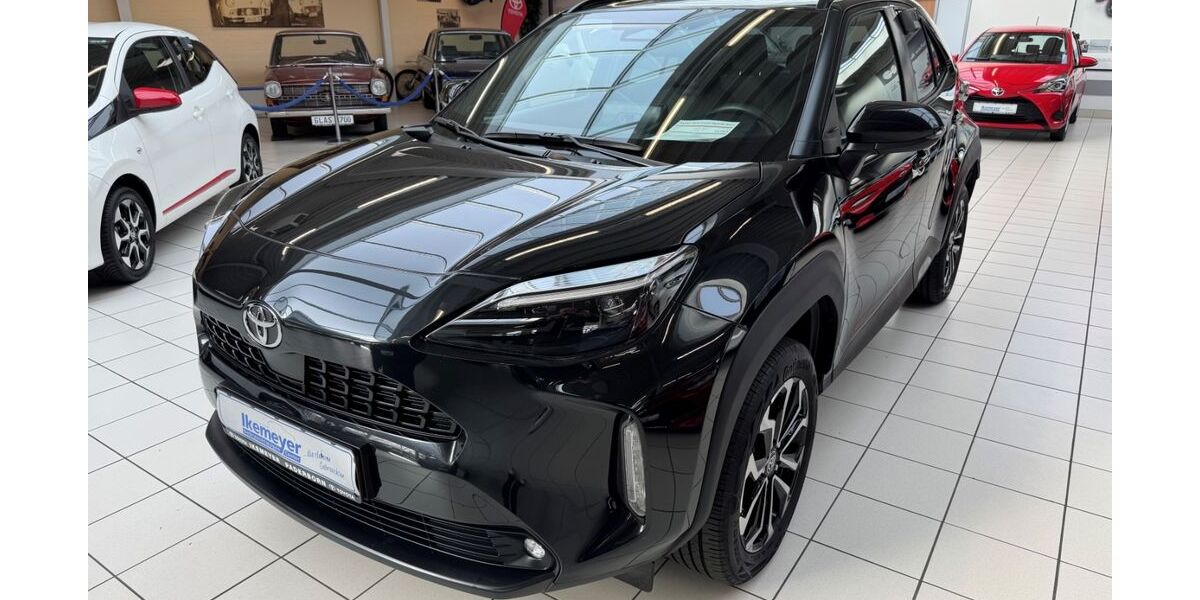 Toyota Yaris Cross 15.540 km 24.950 &euro; Paderborn 33104