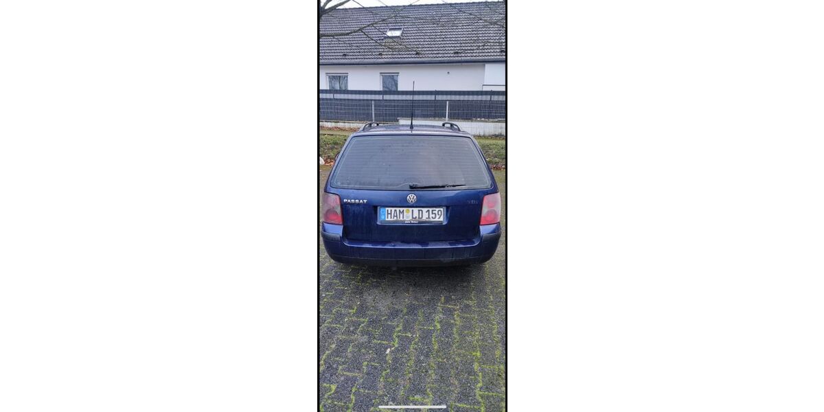 VW Passat 319.000 km 950 € Paderborn 33100