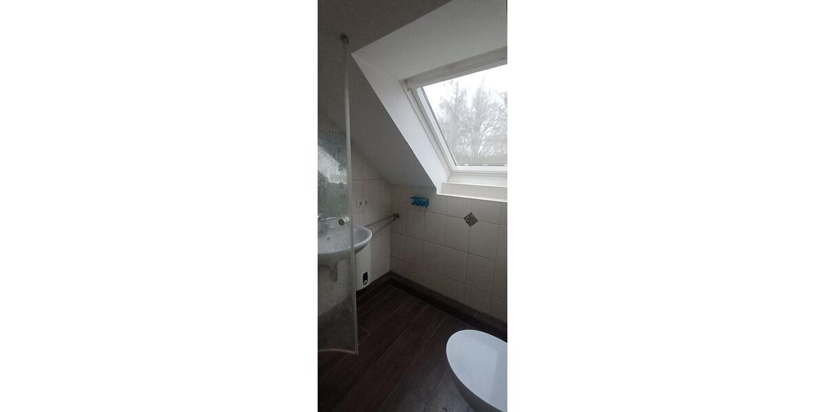 Dachgeschoßwohnung Bielefeld Sennestadt - 4 Zimmer, 82 m&sup2;, 570&euro; | Angebot:24473956