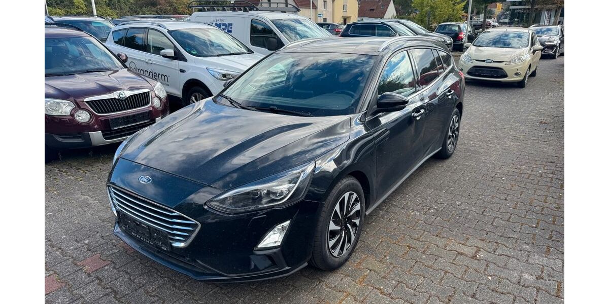 Ford Focus 190.000 km 5.950 &euro; Detmold 32758