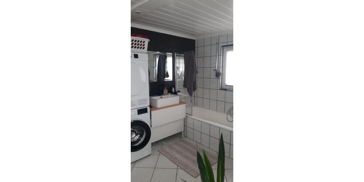 Etagenwohnung Detmold Hiddesen - 1 Zimmer, 60 m&sup2;, 600&euro; | Angebot:26262936