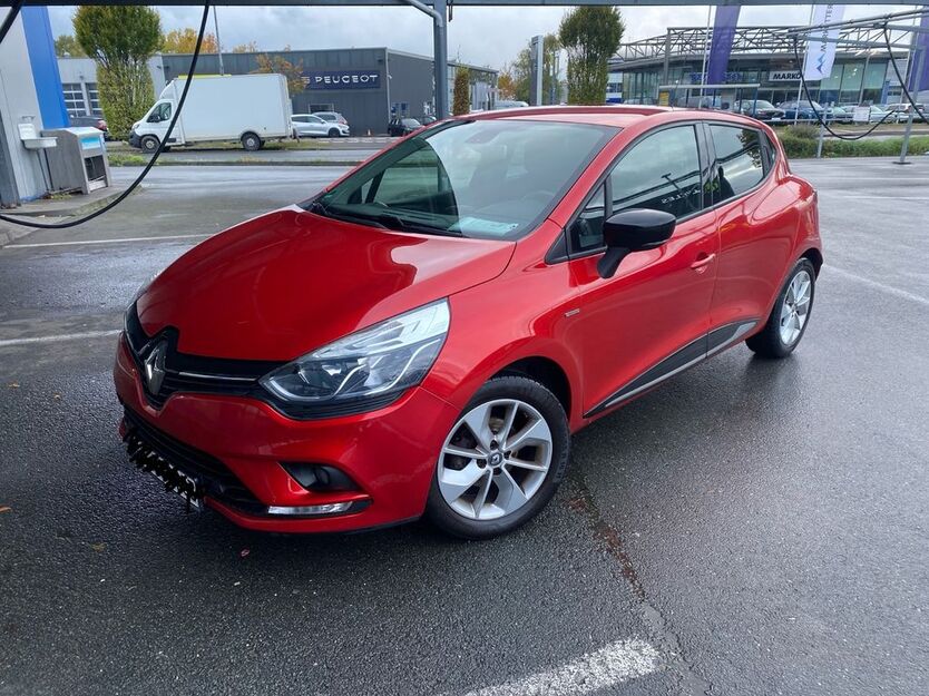 Renault Clio 98.000 km 8.450 € Paderborn 33098
