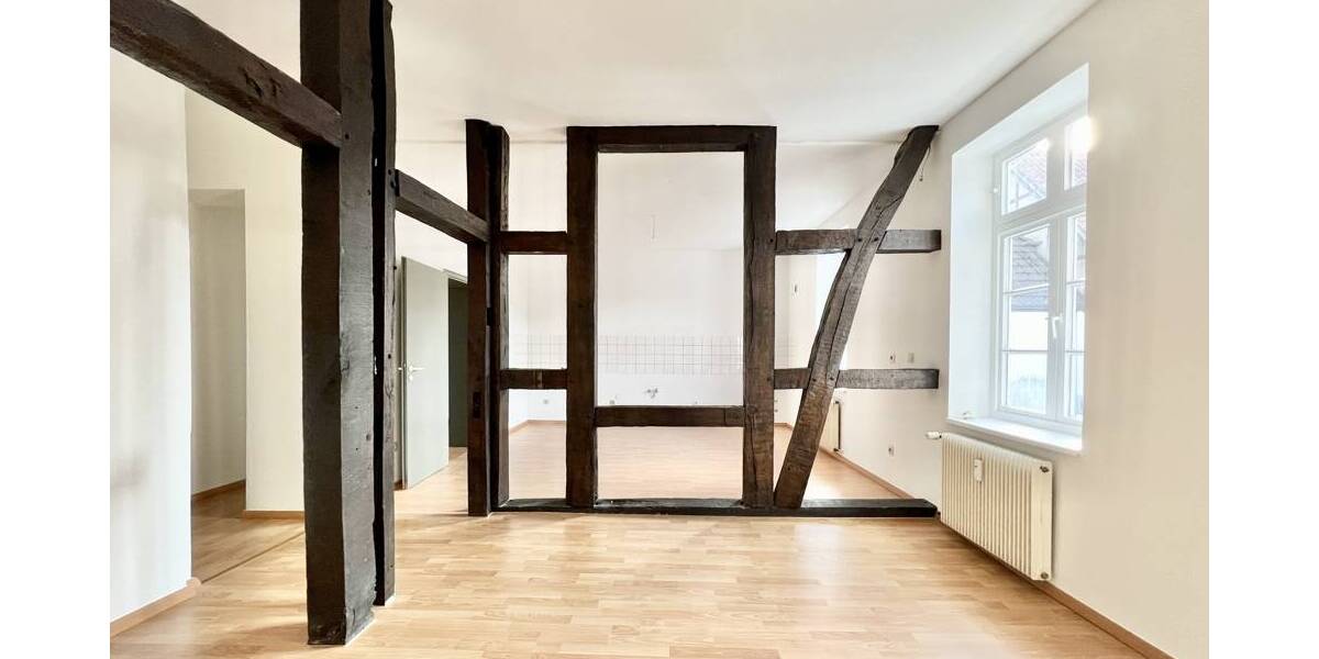 Etagenwohnung Detmold Innenstadt - 2 Zimmer, 93 m&sup2;, 199.000&euro; | Angebot:26093789