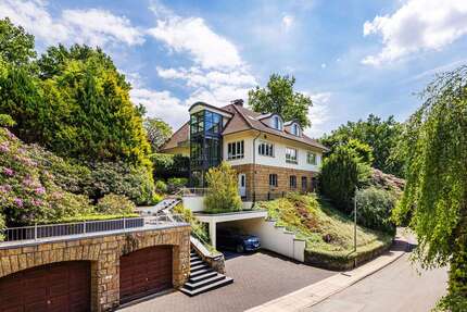 Haus zum Kaufen in Bielefeld 1.700.000 € 370 m² 10 zimmer