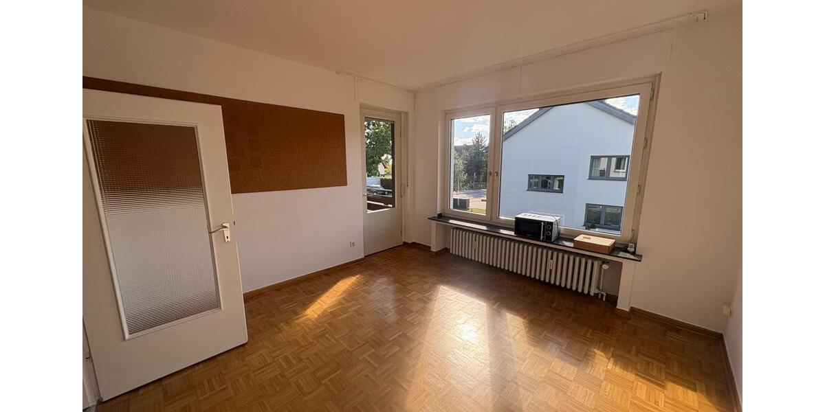 Dachgeschoßwohnung Paderborn - 3 Zimmer, 106 m&sup2;, 950&euro; | Angebot:27632247