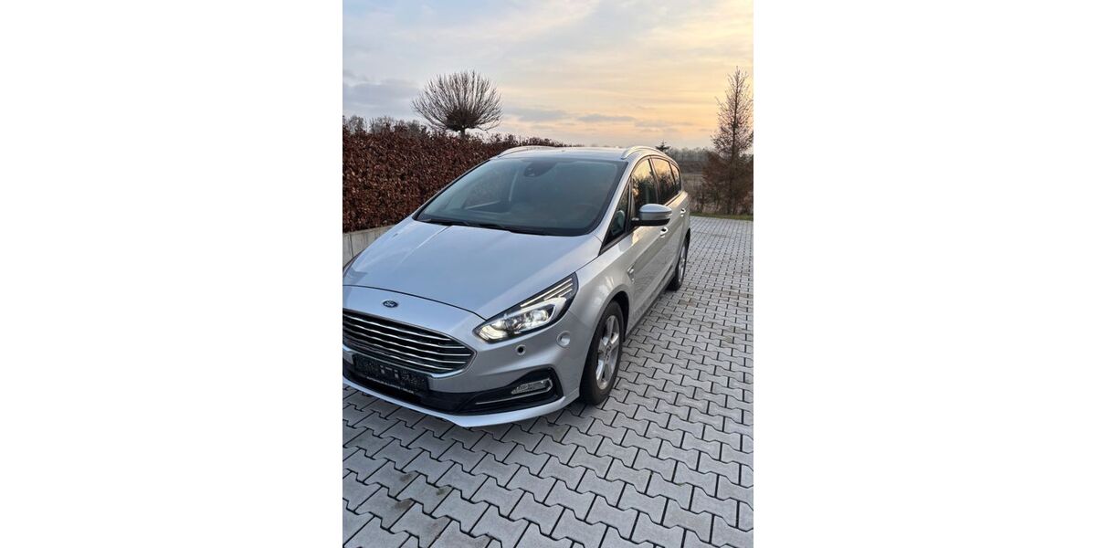 Ford S-Max 79.000 km 13.500 &euro; Delbrück 33129
