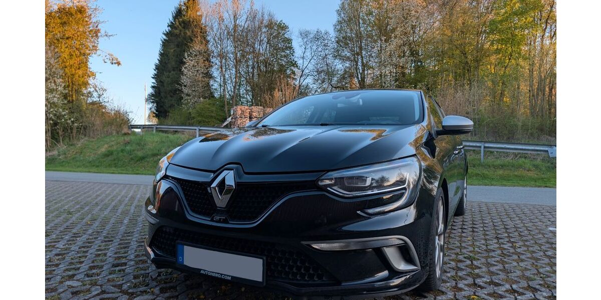 Renault Megane 123.000 km 15.000 &euro; Bad Wünnenberg 33181