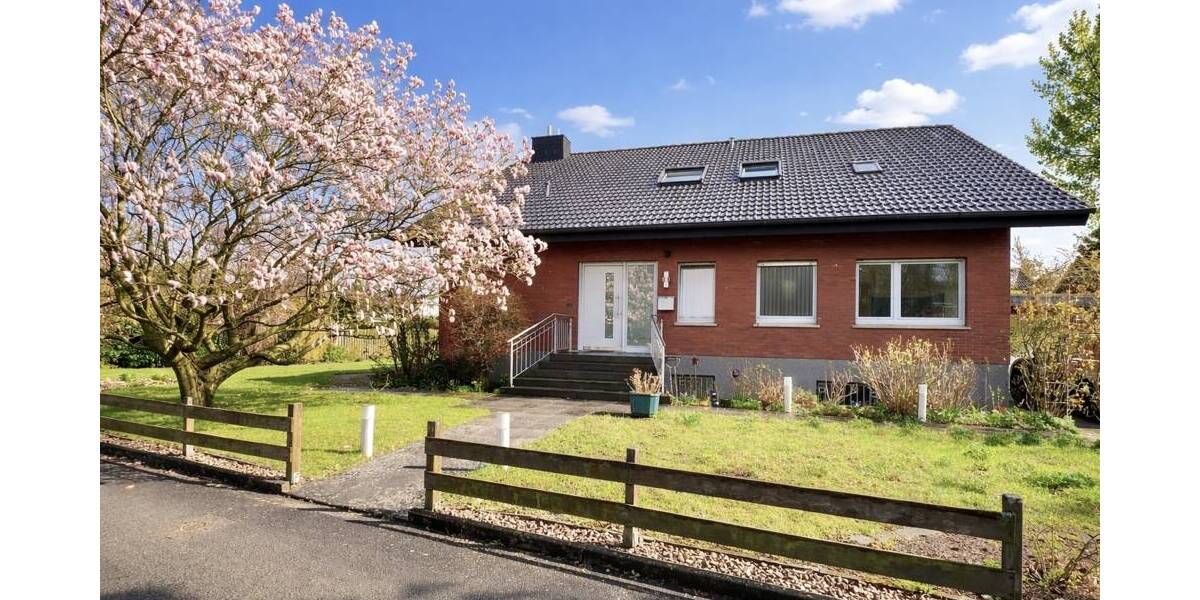 Einfamilienhaus Detmold Diestelbruch - 6 Zimmer, 219 m&sup2;, 525.000&euro; | Angebot:26081142