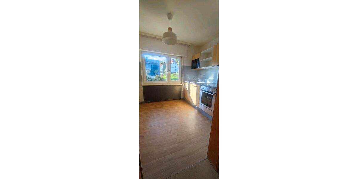 Etagenwohnung Horn-Bad Meinberg Bad Meinberg - 3 Zimmer, 98 m&sup2;, 882&euro; | Angebot:26447990
