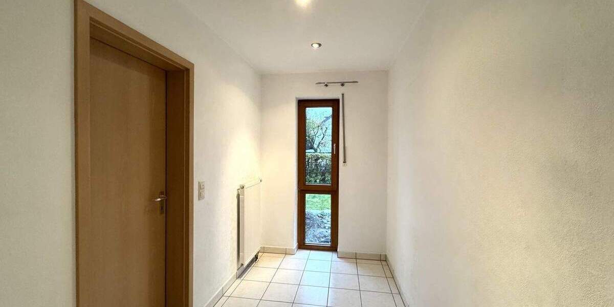 Etagenwohnung Oerlinghausen Lipperreihe - 3 Zimmer, 122 m&sup2;, 299.000&euro; | Angebot:25743886