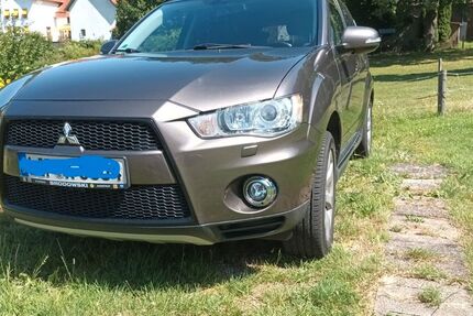Mitsubishi Outlander 129.200 km 7.500 &euro; Horn-Bad Meinberg 32805