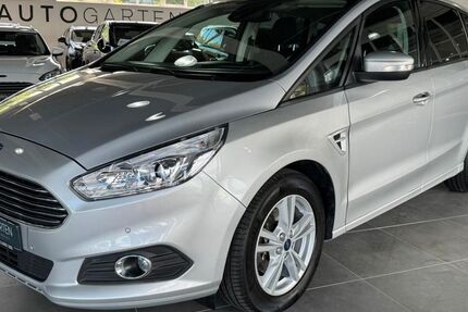 Ford S-Max 83.000 km 17.950 &euro; Paderborn 33106