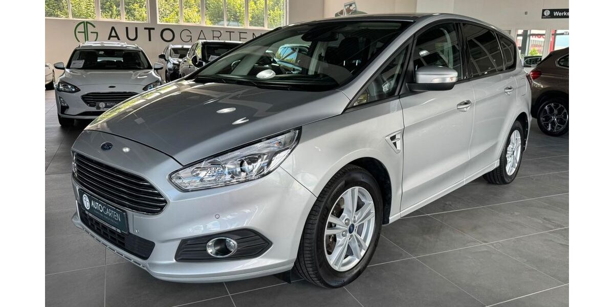 Ford S-Max 83.000 km 17.950 &euro; Paderborn 33106