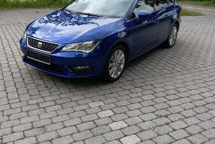 Seat Leon 84.387 km 12.900 &euro; Lippstadt 59557
