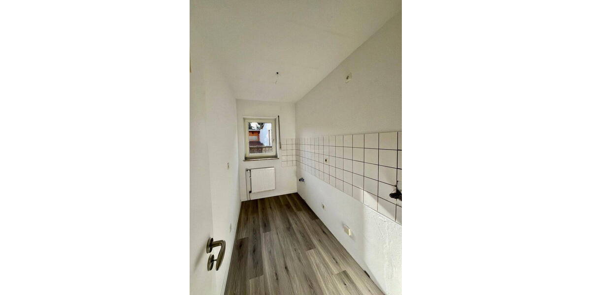 Etagenwohnung Paderborn OT Schloß Neuhaus Schloß Neuhaus - 3 Zimmer, 63 m&sup2;, 760&euro; | Angebot:26235134