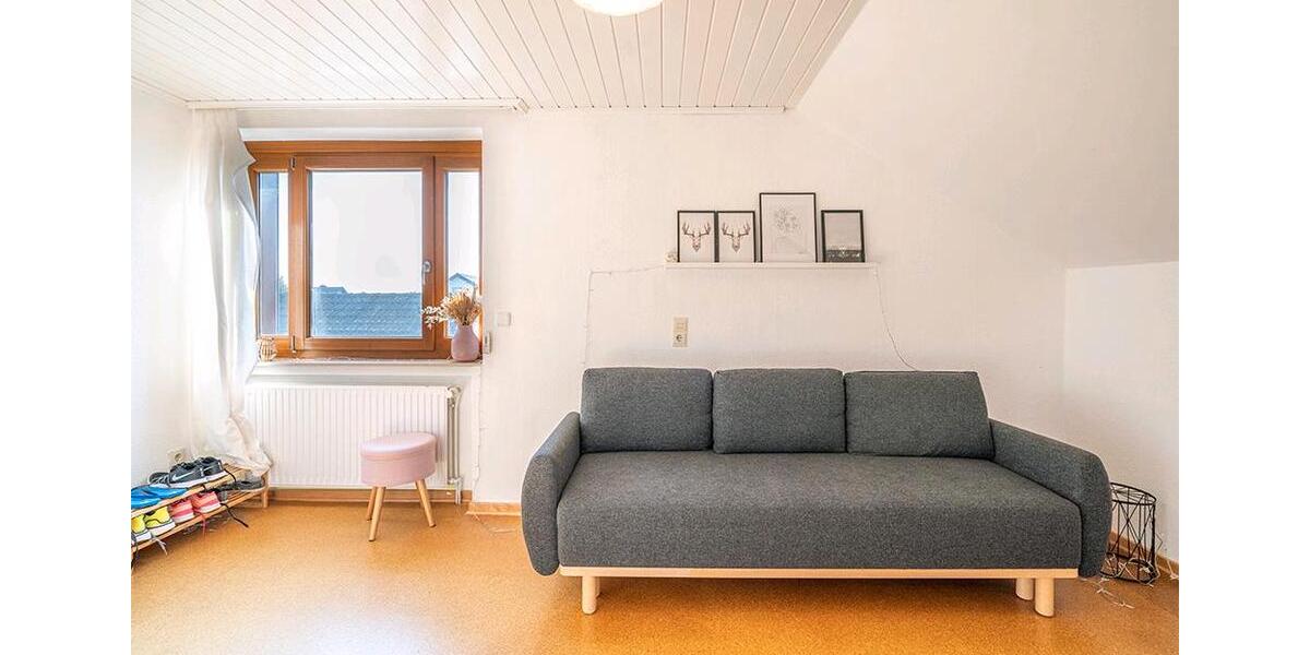 Dachgeschoßwohnung Paderborn - 4 Zimmer, 95 m&sup2;, 1.000&euro; | Angebot:25407460