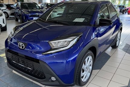 Toyota Aygo (X) 15.750 km 14.890 &euro; Paderborn 33104