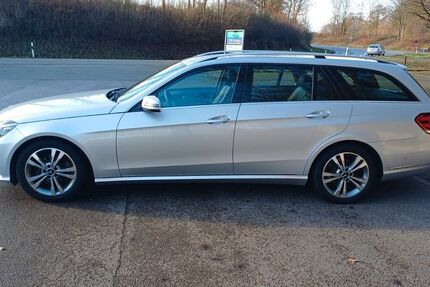 Mercedes-Benz E 220 159.000 km 15.990 &euro; sommersell 33039