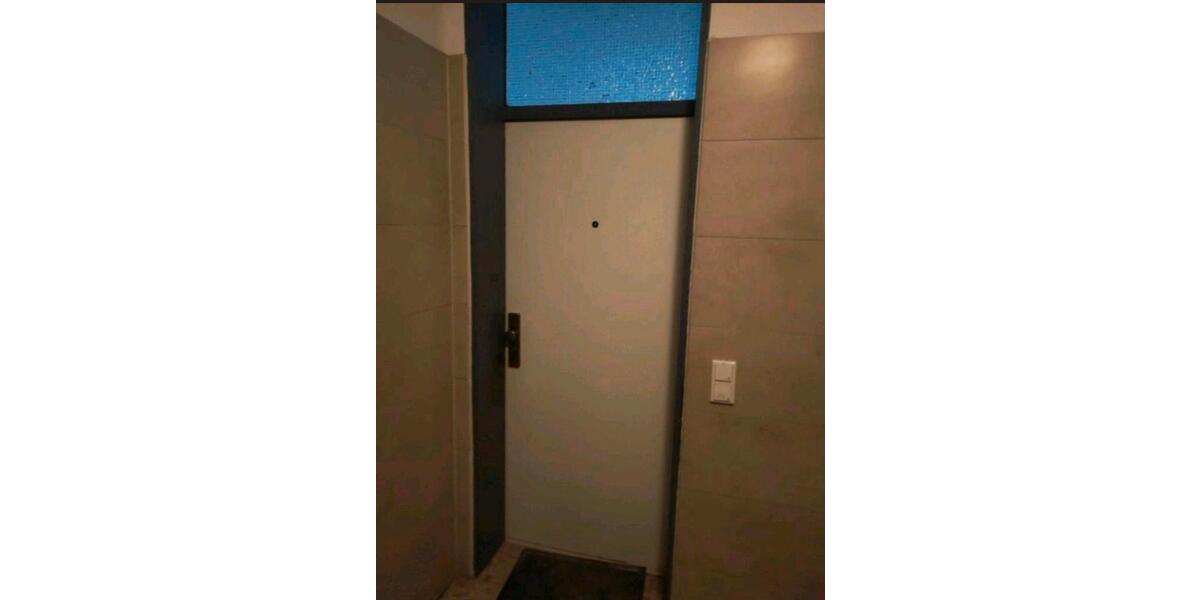 Traumhaft frisch renoviert! Wohlfühl-Erdgeschosswohnung! 4 zimmer