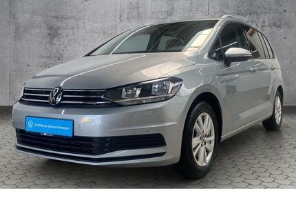 VW Touran 17.670 km 32.440 € Rheda-Wiedenbrück 33378