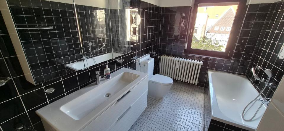 Etagenwohnung Lippstadt - 5 Zimmer, 154 m&sup2;, 1.375&euro; | Angebot:27600520