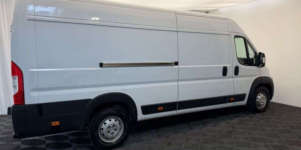 Opel Movano 126.000 km 19.400 &euro; Bad Lippspringe 33175