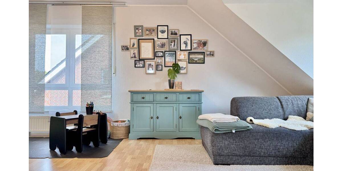 Etagenwohnung Augustdorf - 4 Zimmer, 127 m&sup2;, 1.080&euro; | Angebot:26887202