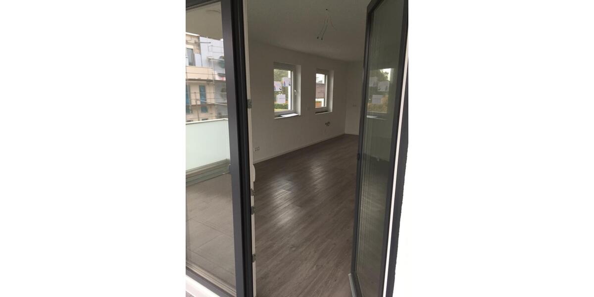 Etagenwohnung Schloß Holte-Stukenbrock Stukenbrock - 3 Zimmer, 107 m&sup2;, 950&euro; | Angebot:24727004