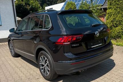 VW Tiguan 133.275 km 17.450 &euro; Rietberg 33397