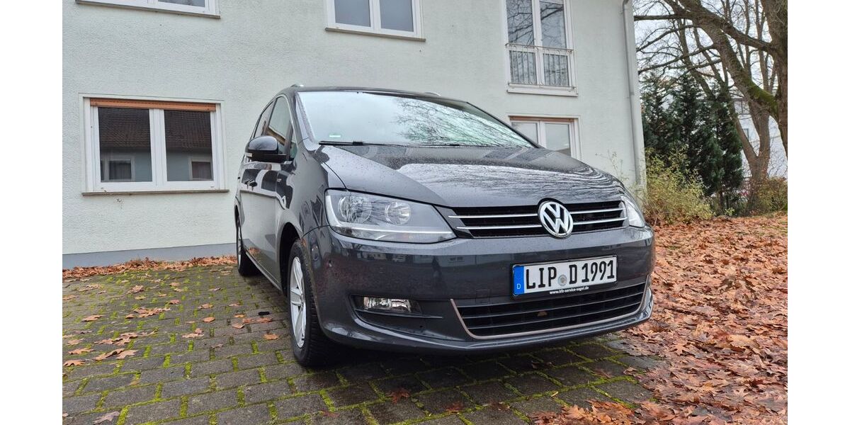 VW Sharan 249.980 km 10.800 € Detmold 32756
